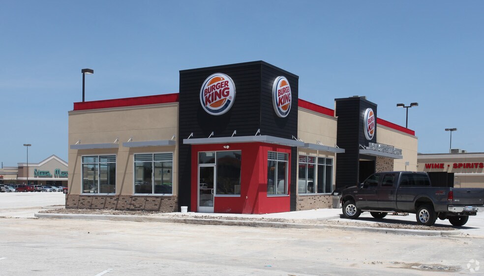 More Photos Of 1705-1825 N Fry Rd, Katy Unknown For Lease