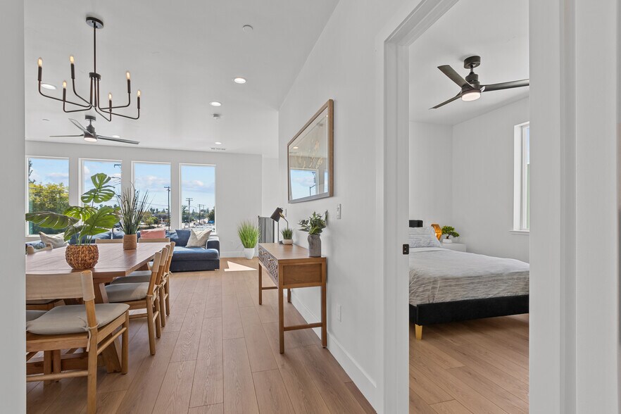 More Photos Of 4821 Chippendale Dr, Sacramento Multifamily For Sale