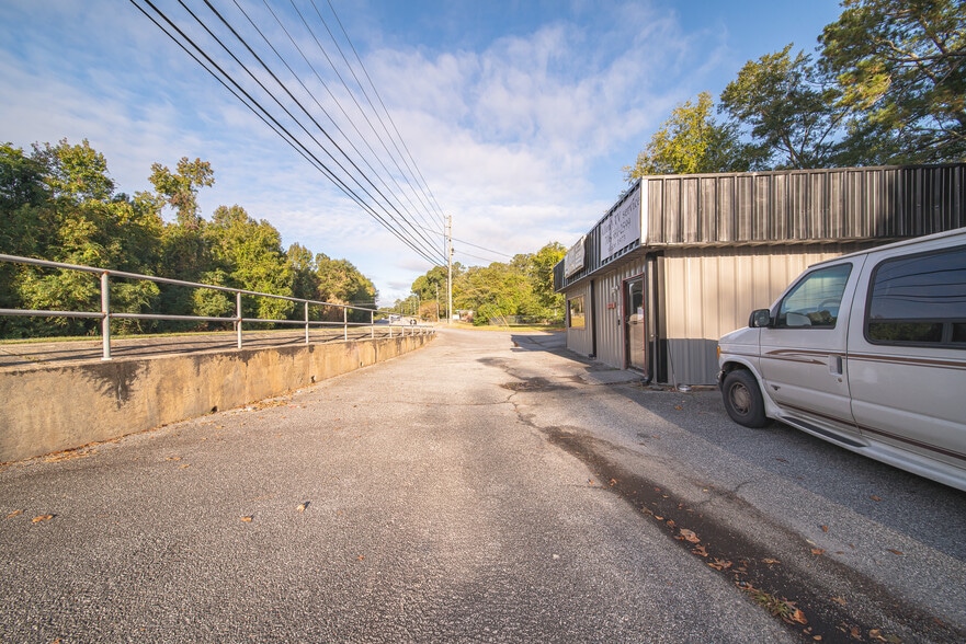 More Photos Of 5251 Buena Vista Rd, Columbus Light Distribution For Sale