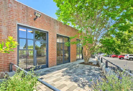 More Photos Of 10113 Jefferson Blvd, Culver City Industrial For Lease