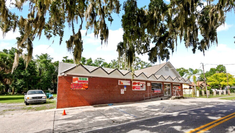 More Photos Of 509 E 7th St, Sanford Convenience Store For Sale