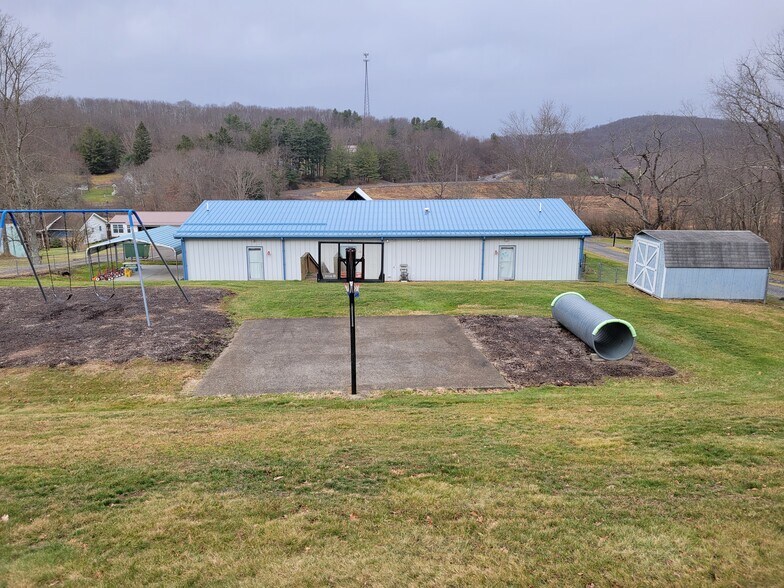 More Photos Of 50 Nicklow Rd, Bruceton Mills Daycare Center For Sale