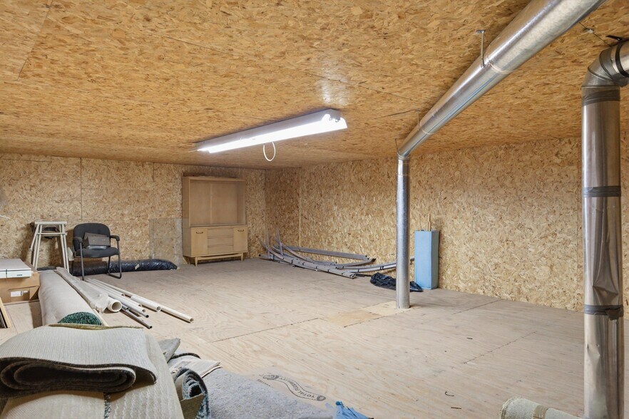 More Photos Of 149 NY-28N, North Creek Manufacturing For Sale