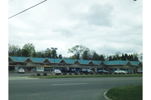 More Photos Of 16701-16729 Middlebelt Rd, Livonia Unknown For Lease