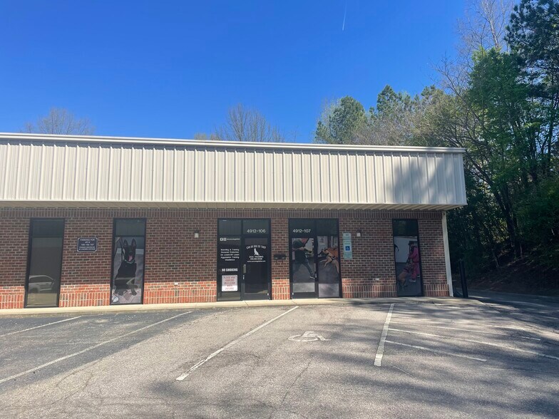 More Photos Of 4912 Alpinis Dr, Raleigh Flex For Lease