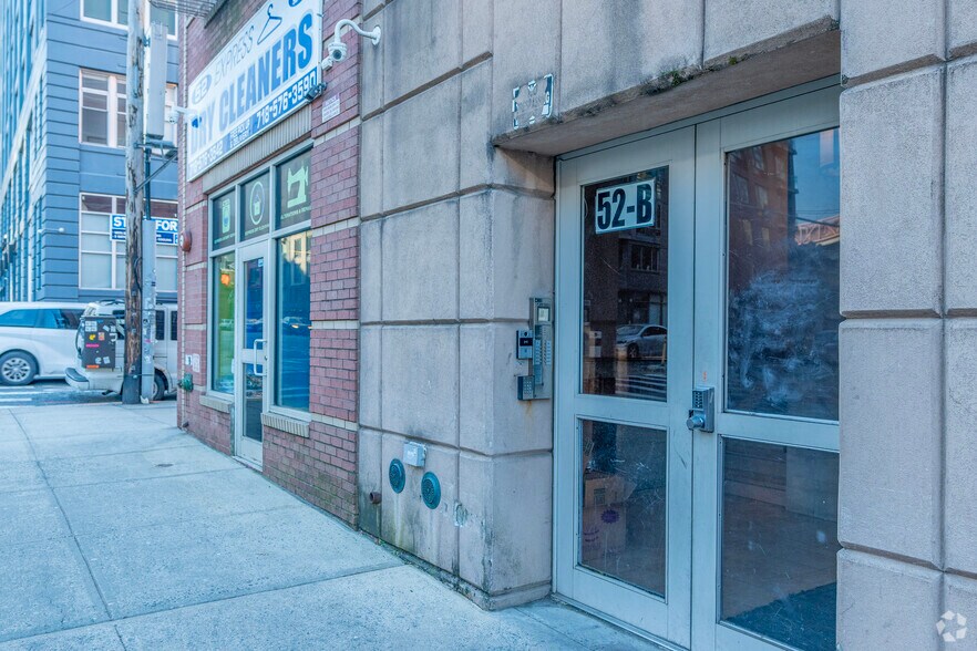 More Photos Of 42-52 Broadway, Brooklyn Apartments For Lease