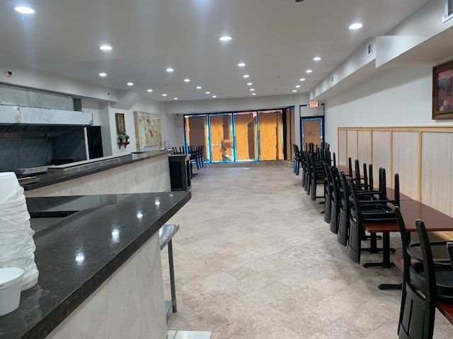 More Photos Of 2022-2026 W 95th St, Chicago Office Residential For Lease