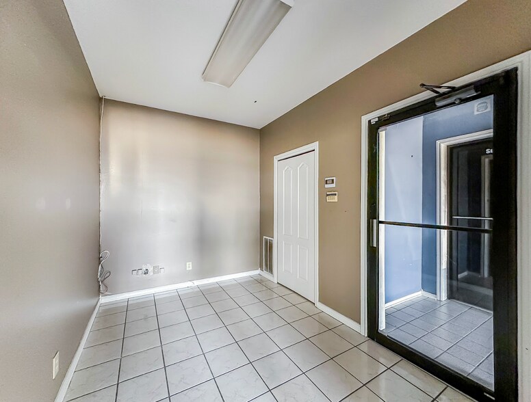More Photos Of 5918 McPherson Rd, Laredo Loft Creative Space For Sale