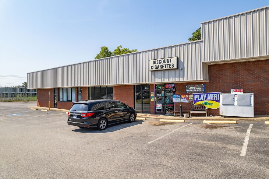 More Photos Of 121 Whitley Ave, Henderson Supermarket For Lease