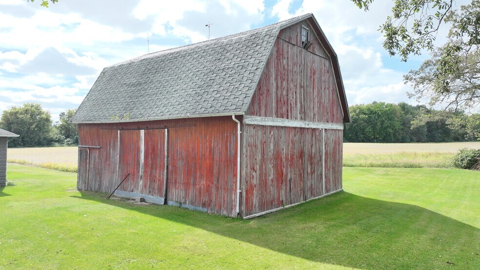 More Photos Of 11250 Dixie Hwy, Birch Run Land For Sale