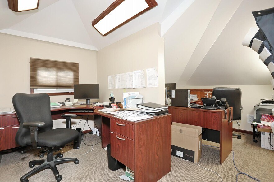 More Photos Of 22 S Madison Ave, Spring Valley Office For Sale