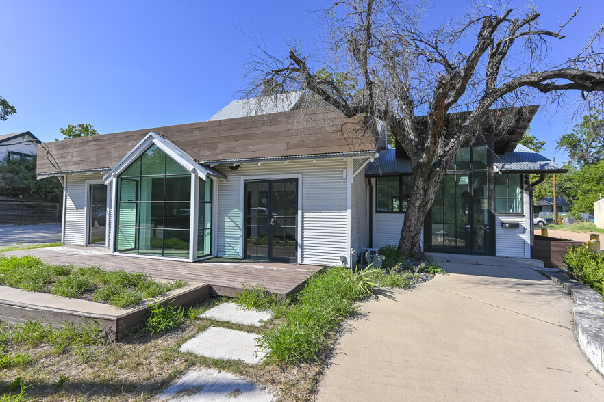 Primary Photo Of 1818 W 35th St, Austin Storefront Retail Office For Lease