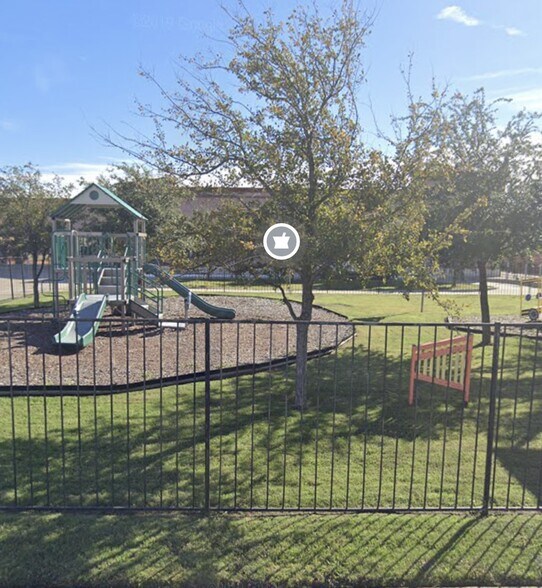 More Photos Of 800 W Eldorado Pky, Little Elm Unknown For Lease