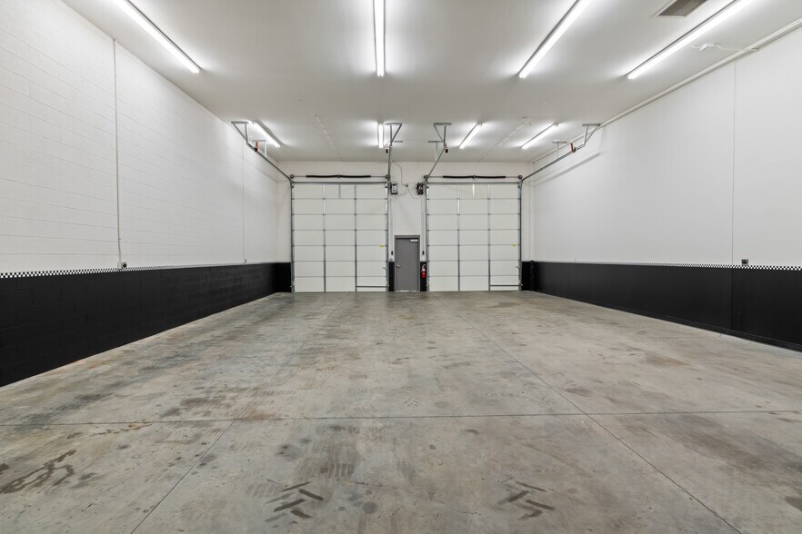 More Photos Of 295 Cayuga Dr, Mooresville Industrial For Sale