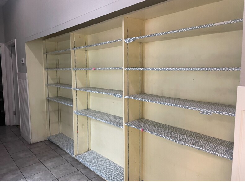 More Photos Of 1305 Vegas Valley Dr, Las Vegas Unknown For Lease