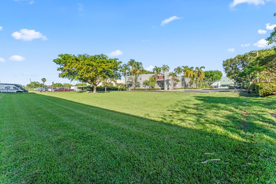 More Photos Of 13250 SW 135th Ave, Miami Loft Creative Space For Sale