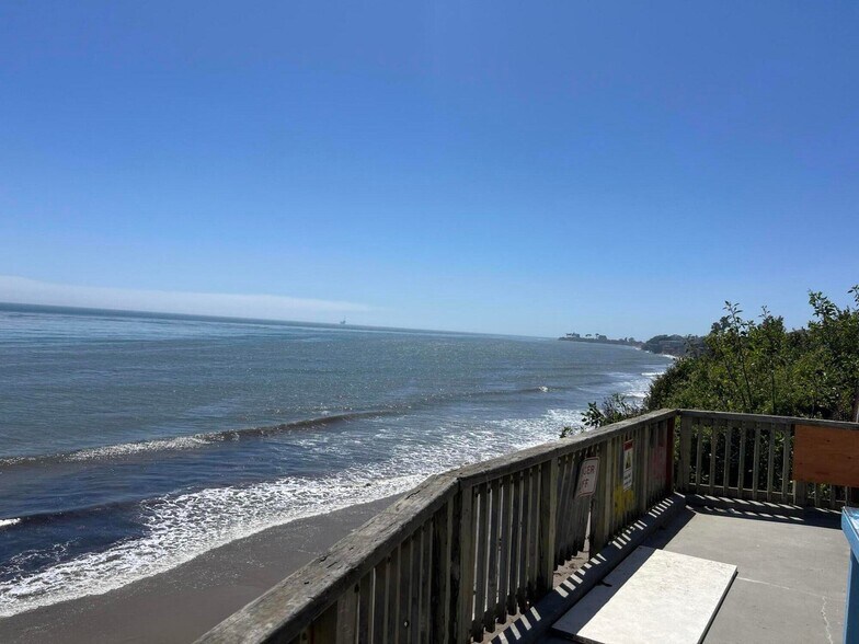 More Photos Of 6531 Del Playa Dr, Goleta Apartments For Sale