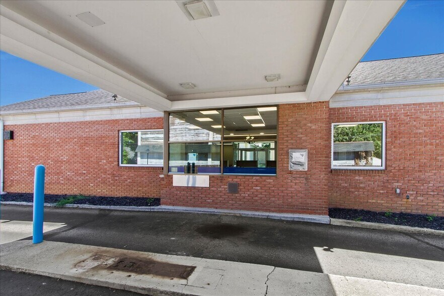 More Photos Of 8 W Maple St, North Lewisburg Storefront Retail Office For Sale