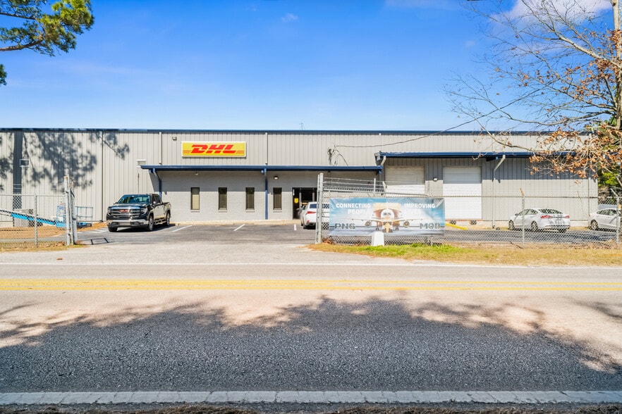 Primary Photo Of 3190 E Johnson Ave, Pensacola Light Distribution For Sale