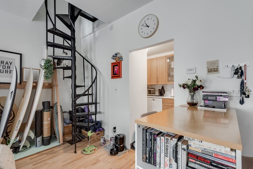 More Photos Of 626 Vanderbilt Ave, Brooklyn Apartments For Sale