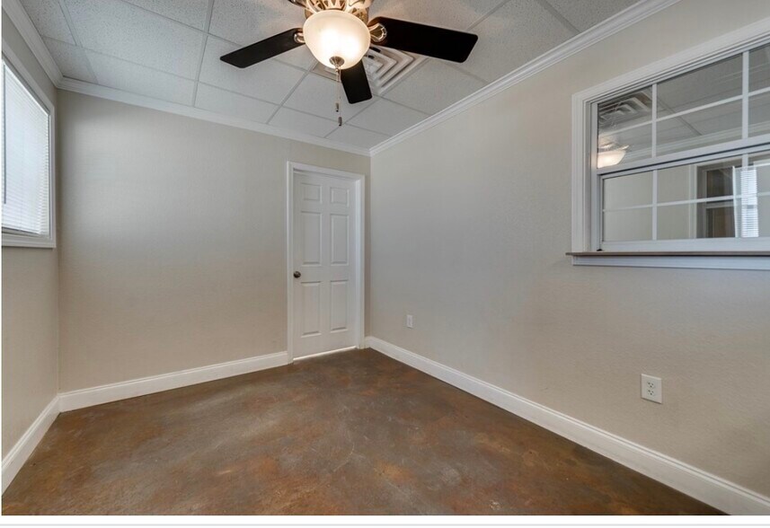 More Photos Of 4010 County 45 rd, Midland Industrial For Lease
