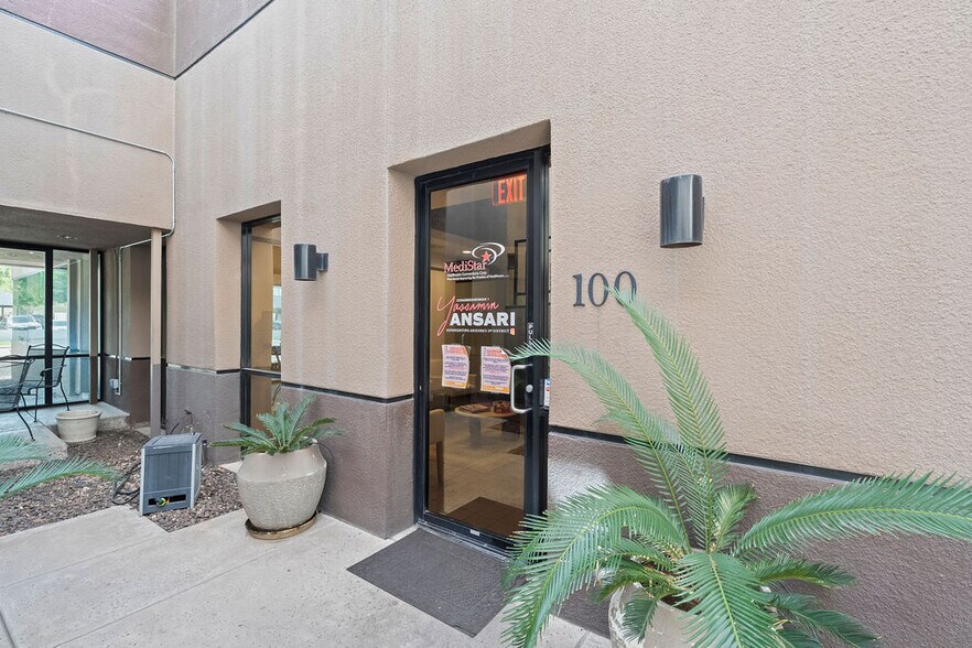 More Photos Of 3770 N 7th St, Phoenix Office For Lease