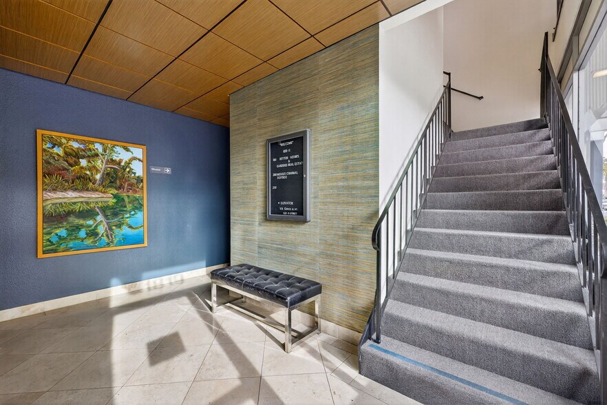 More Photos Of 1817-1819 K St, Sacramento Office For Lease