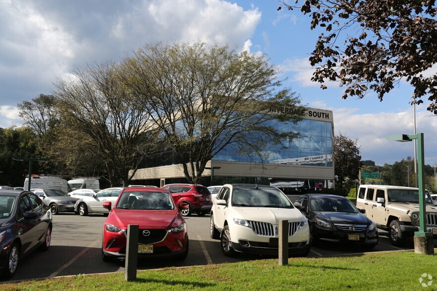 More Photos Of 51 State Route 23, Riverdale Medical For Lease