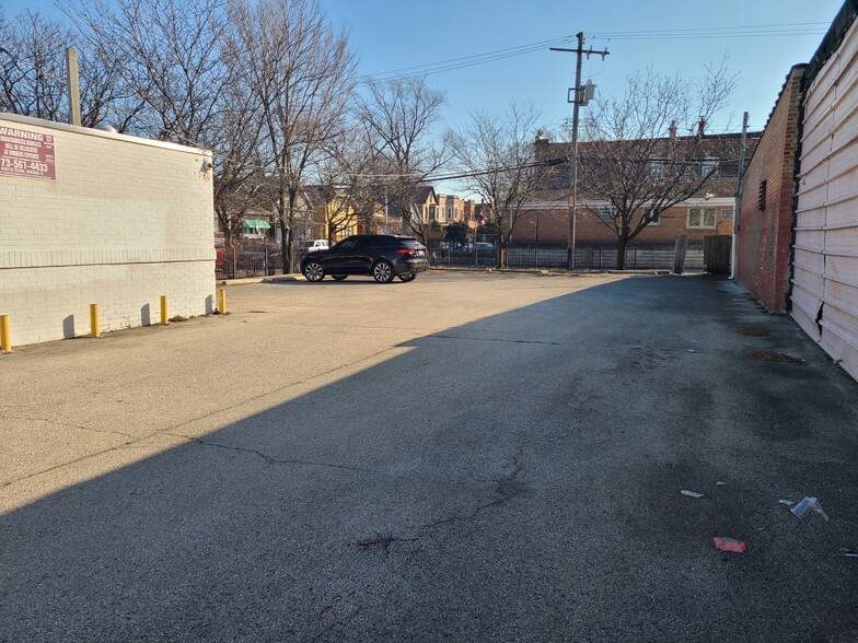 More Photos Of 4235 W Armitage Ave, Chicago General Retail For Sale