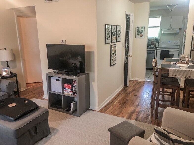 More Photos Of 50 Springdale St, Athens Multifamily For Sale