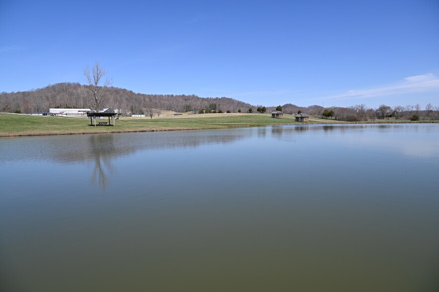 More Photos Of 8521 Liberty Rd, Campbellsville Land For Sale