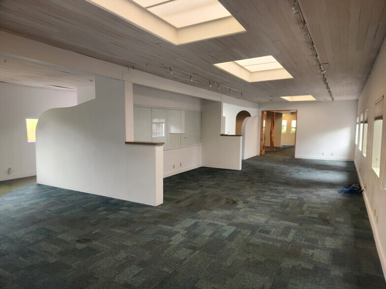 More Photos Of 27 Gate 5 Rd, Sausalito Office For Lease