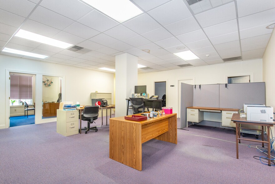 More Photos Of 372 Route 22 West, White House Station Office For Lease