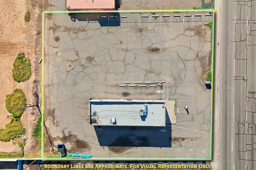 Primary Photo Of 2807 N 35th Ave, Phoenix Convenience Store For Sale