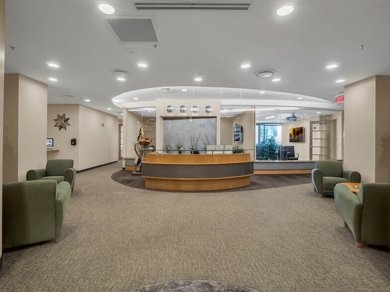 More Photos Of 121-189 S Orange Ave, Orlando Office Residential For Sale