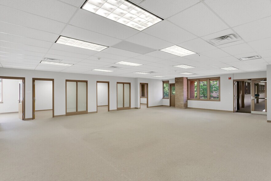More Photos Of 4200 Triangle Ln, Murrysville Office For Lease