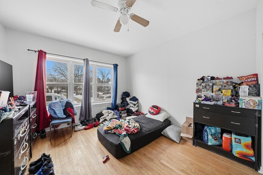 More Photos Of 4948-58 W Dickens Ave, Chicago Apartments For Sale