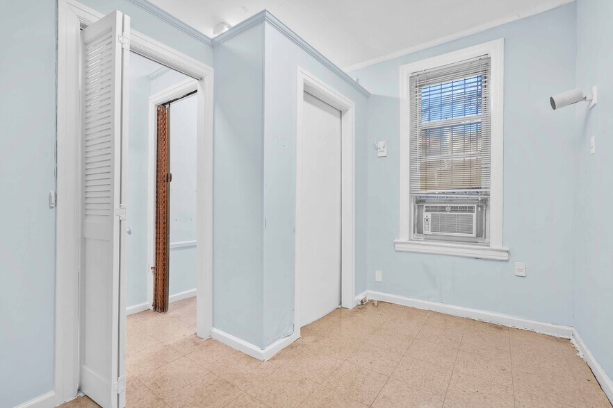 More Photos Of 45-14 48th St, Woodside Office Residential For Sale