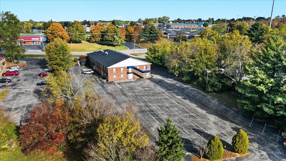 More Photos Of 617 Mulberry St, Elizabethtown Office For Sale