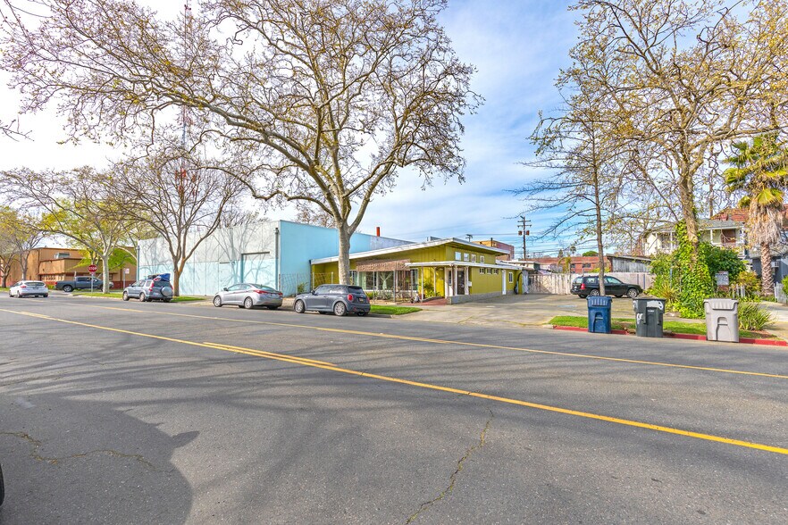 More Photos Of 1819 23rd St, Sacramento Warehouse For Lease