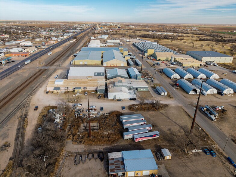 More Photos Of 225 Lawton Ave, Hereford Manufacturing For Sale