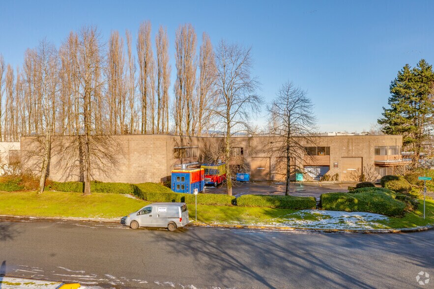 More Photos Of 2551 Vauxhall Pl, Richmond Flex For Lease
