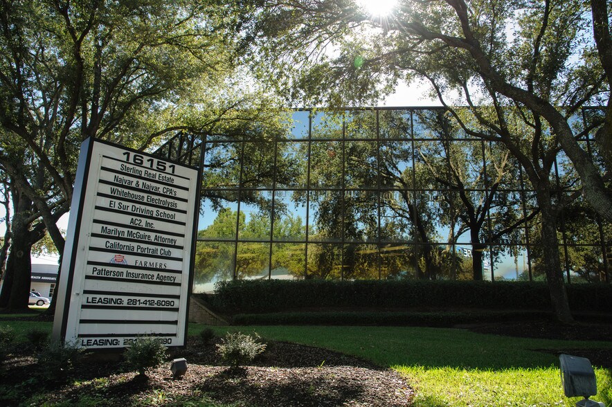 More Photos Of 16151 Cairnway Dr, Houston Office For Lease