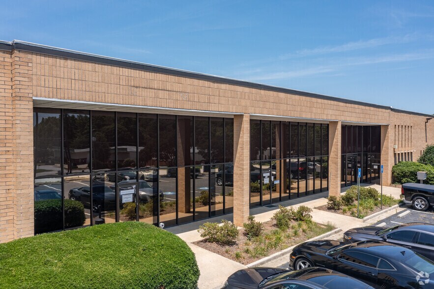 More Photos Of 801 Blacklawn Rd SW, Conyers Warehouse For Lease