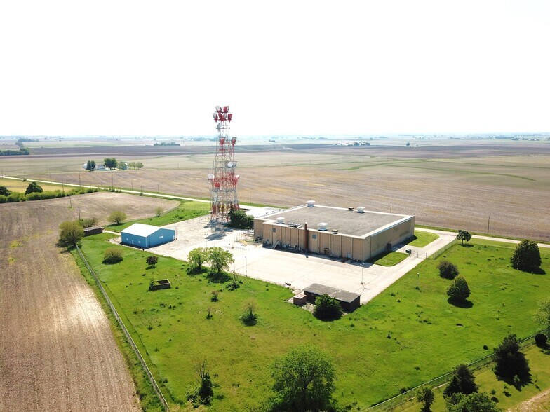 More Photos Of 2869 N 3501st Rd, Seneca Manufacturing For Sale