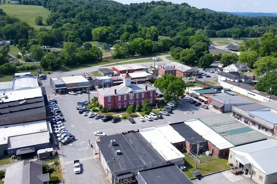 More Photos Of 250 Main St, Lynchburg Land For Sale