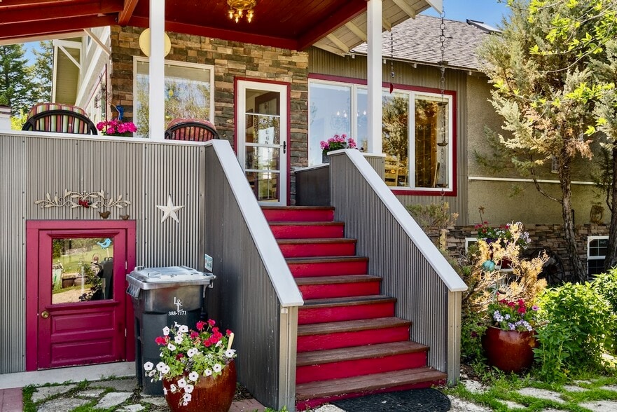 More Photos Of 76413 Gallatin Road, Gallatin Gateway Land For Sale