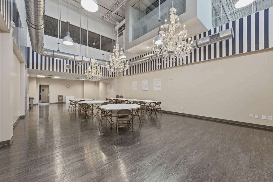 More Photos Of 5999 Savoy Dr, Houston Schools For Sale