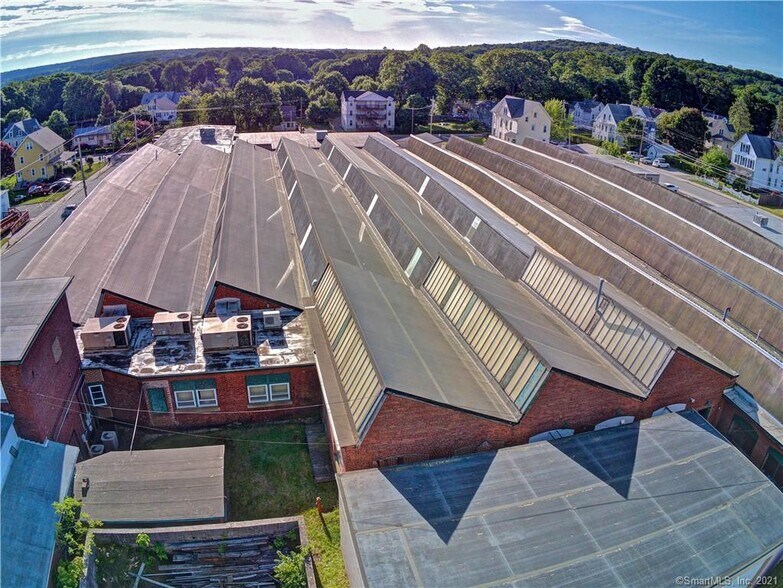 More Photos Of 90 S Park St, Willimantic Warehouse For Lease