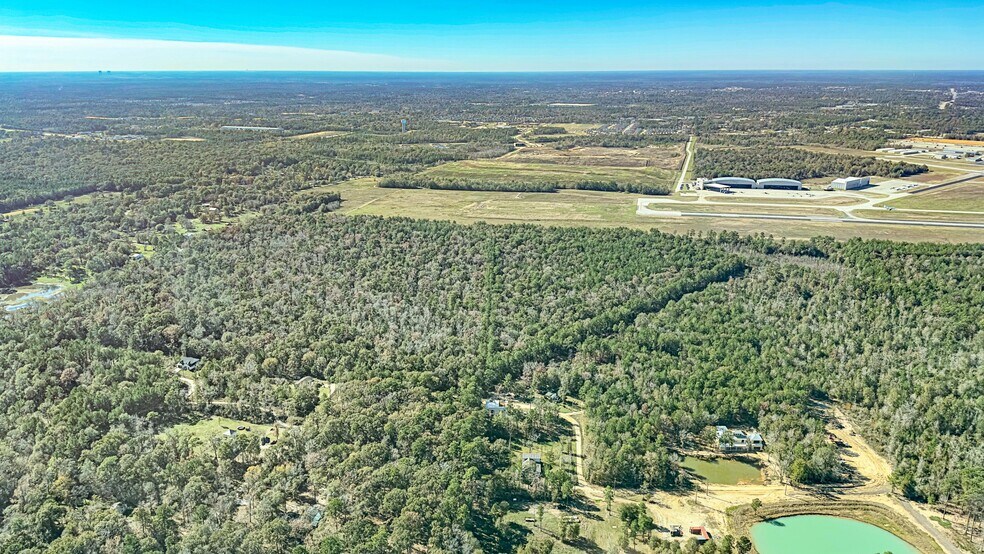 More Photos Of 0 Mockingbird Hill, Conroe Land For Sale